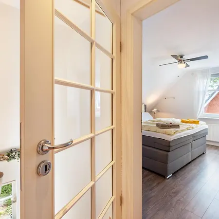 Am Rande Neumuensters Apartmán *